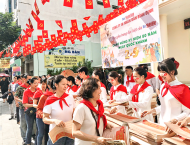 Công ty In Nhân Dân Bình Định phát miễn phí phụ trương đặc biệt báo Nhân Dân nhân kỷ niệm 80 năm ngày Quốc khánh 02/9