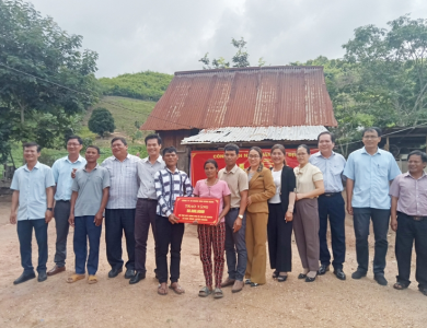 Công ty In Nhân dân Bình Định hỗ trợ làm nhà ở cho 3 hộ nghèo, gia đình chính sách tại Kbang